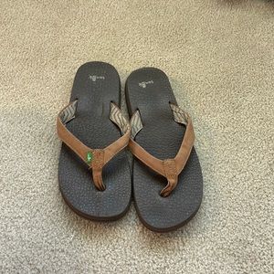 Memory foam Sanuk Flip flops
